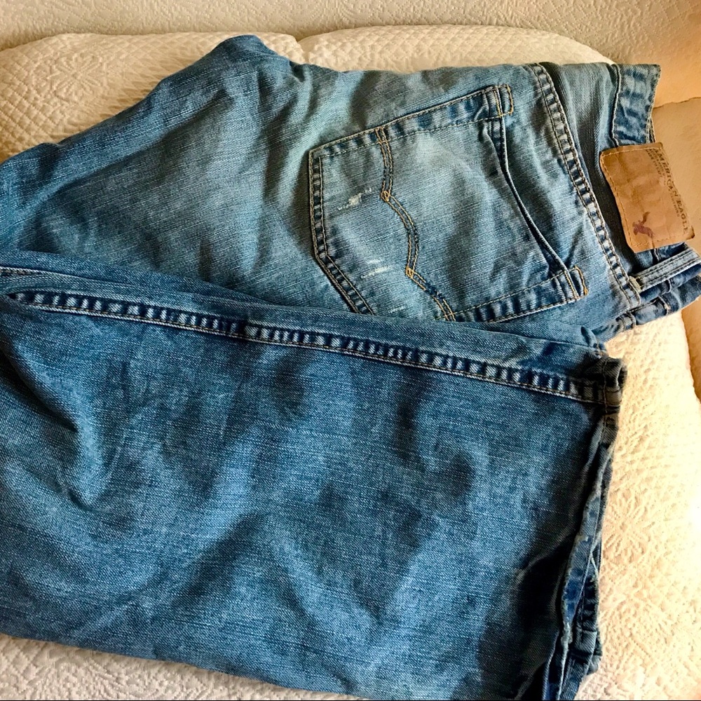 American Eagle loose fit jeans 28x28